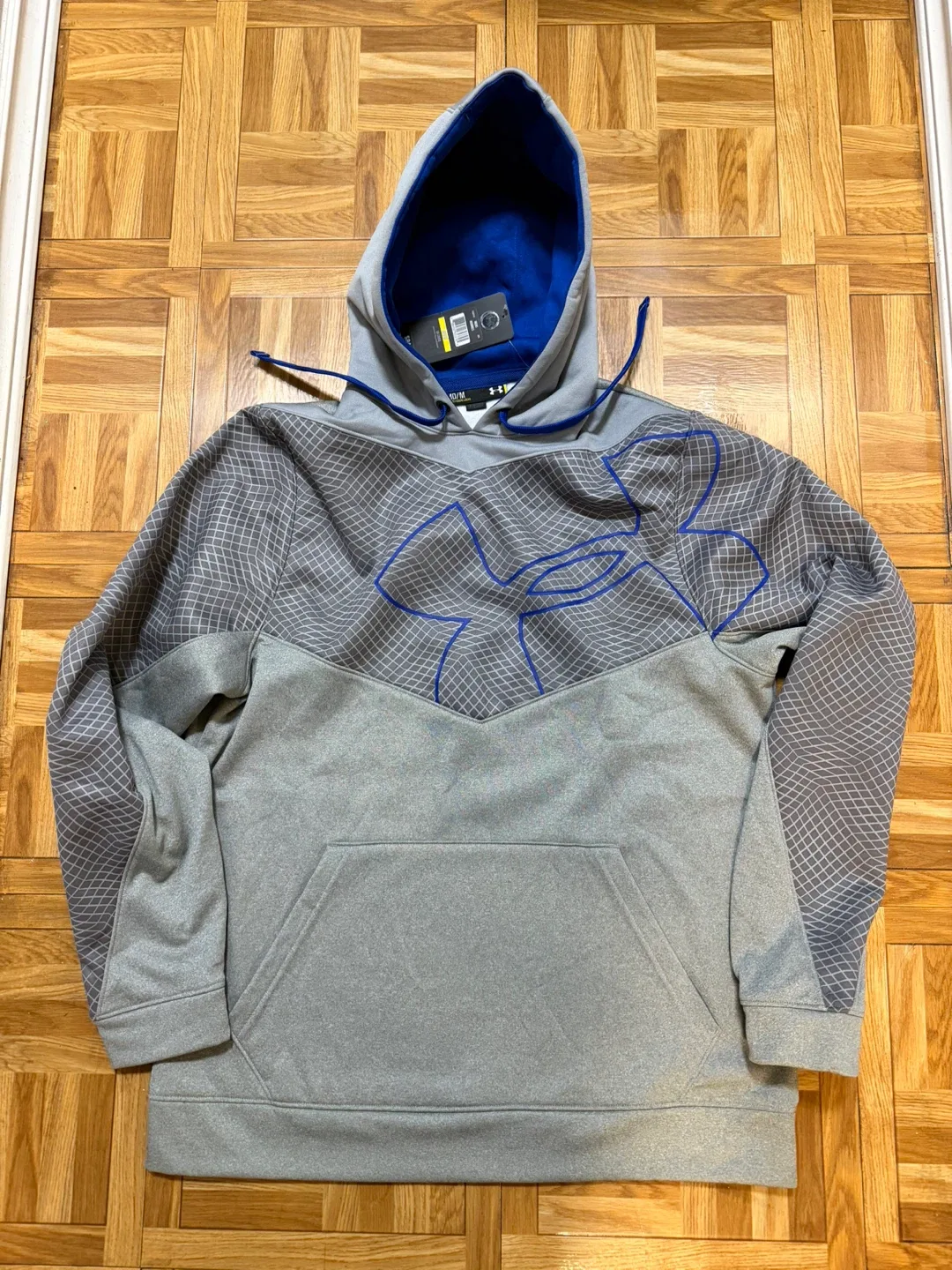 UnderArmor Hoodie new with tag