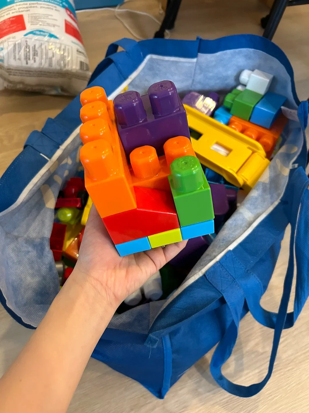 Mega Bloks - Large Set image indicator(2)