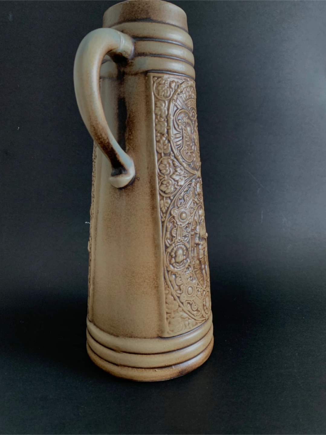 Tall Gerz German Beer Stein Graffen V Dhavn Family Crest Stone - photo 4