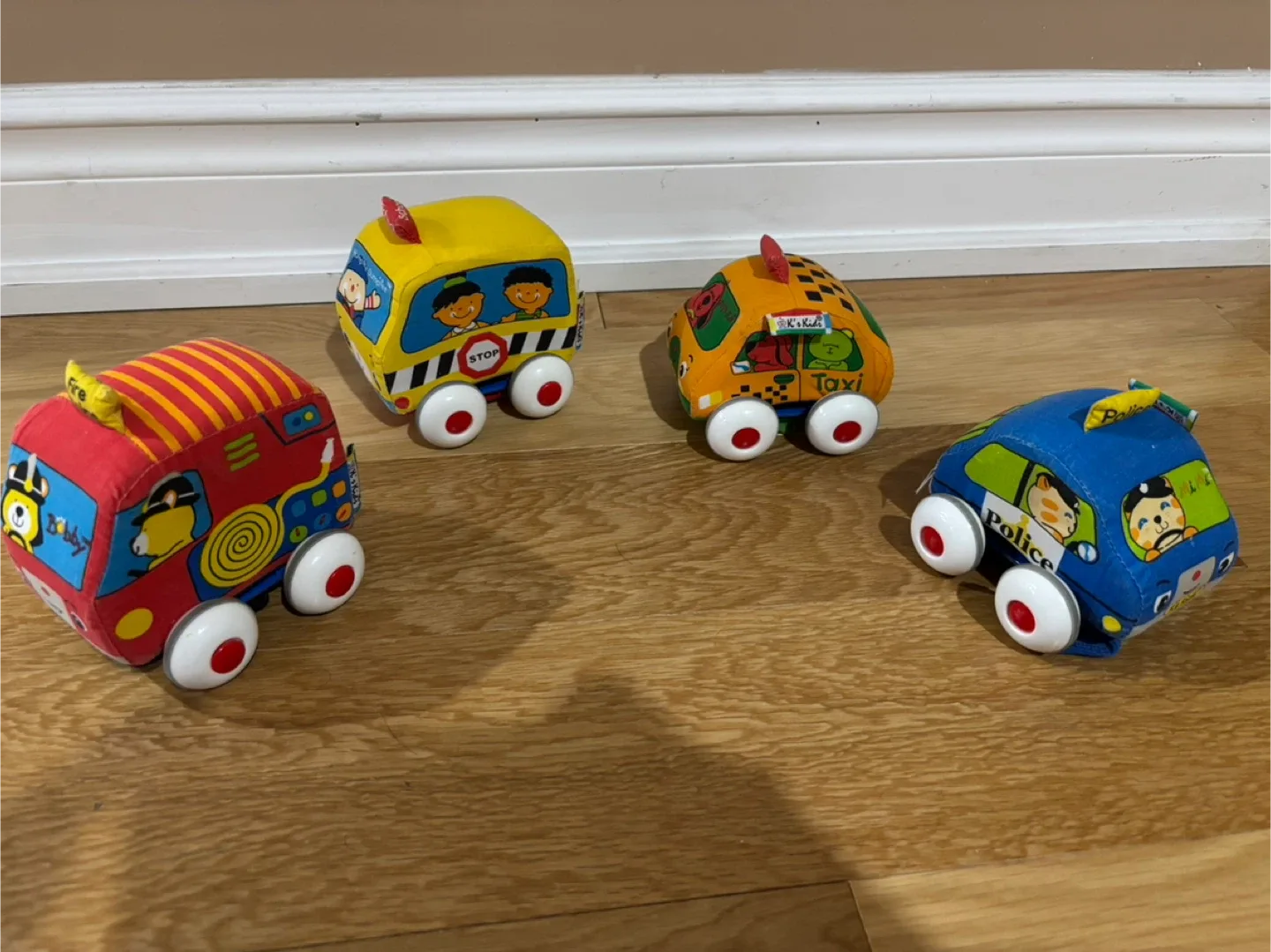 Multiple Toy Car Set & Travel bag/mat