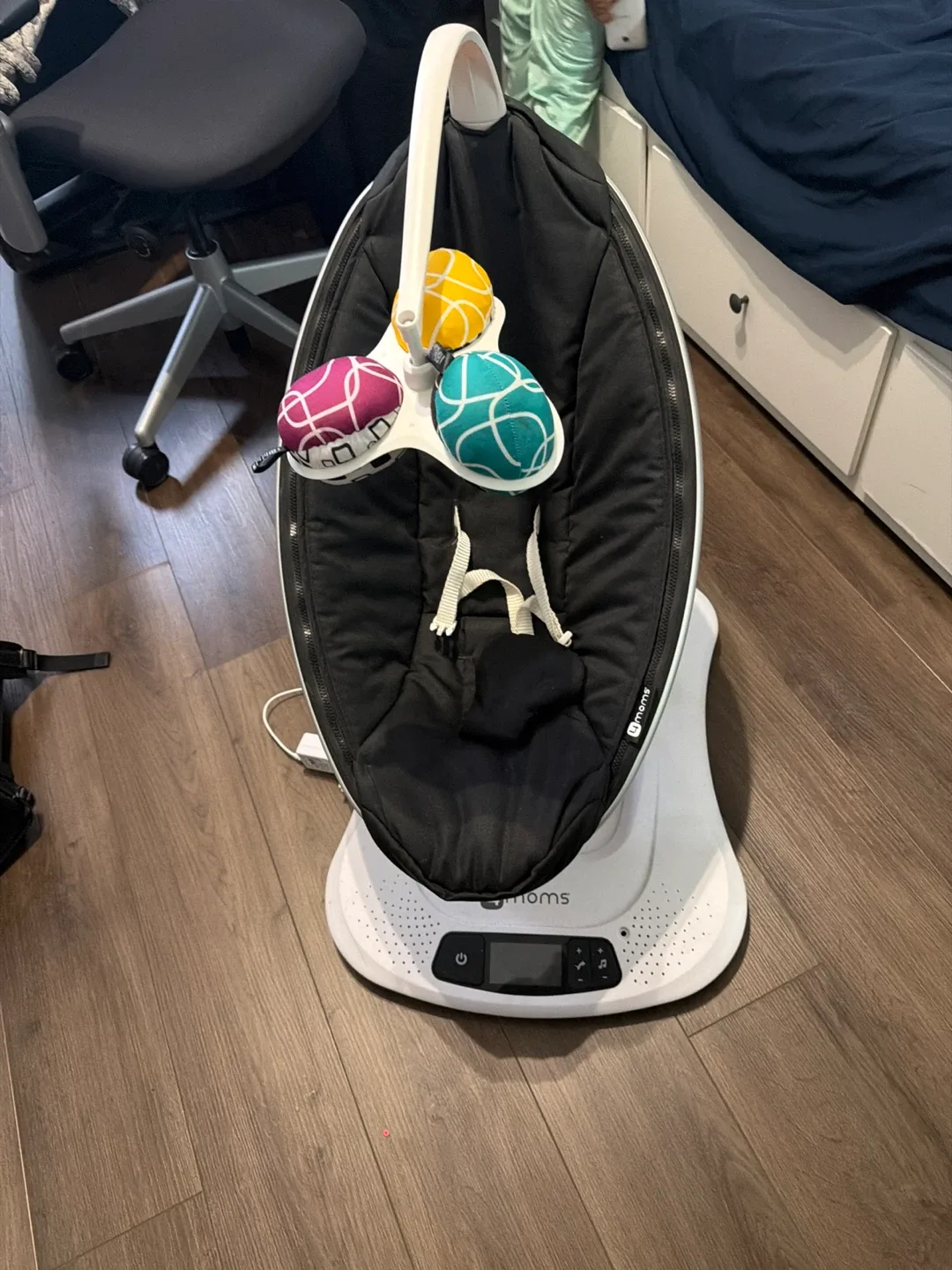 4moms MamaRoo Baby Swing image indicator(2)