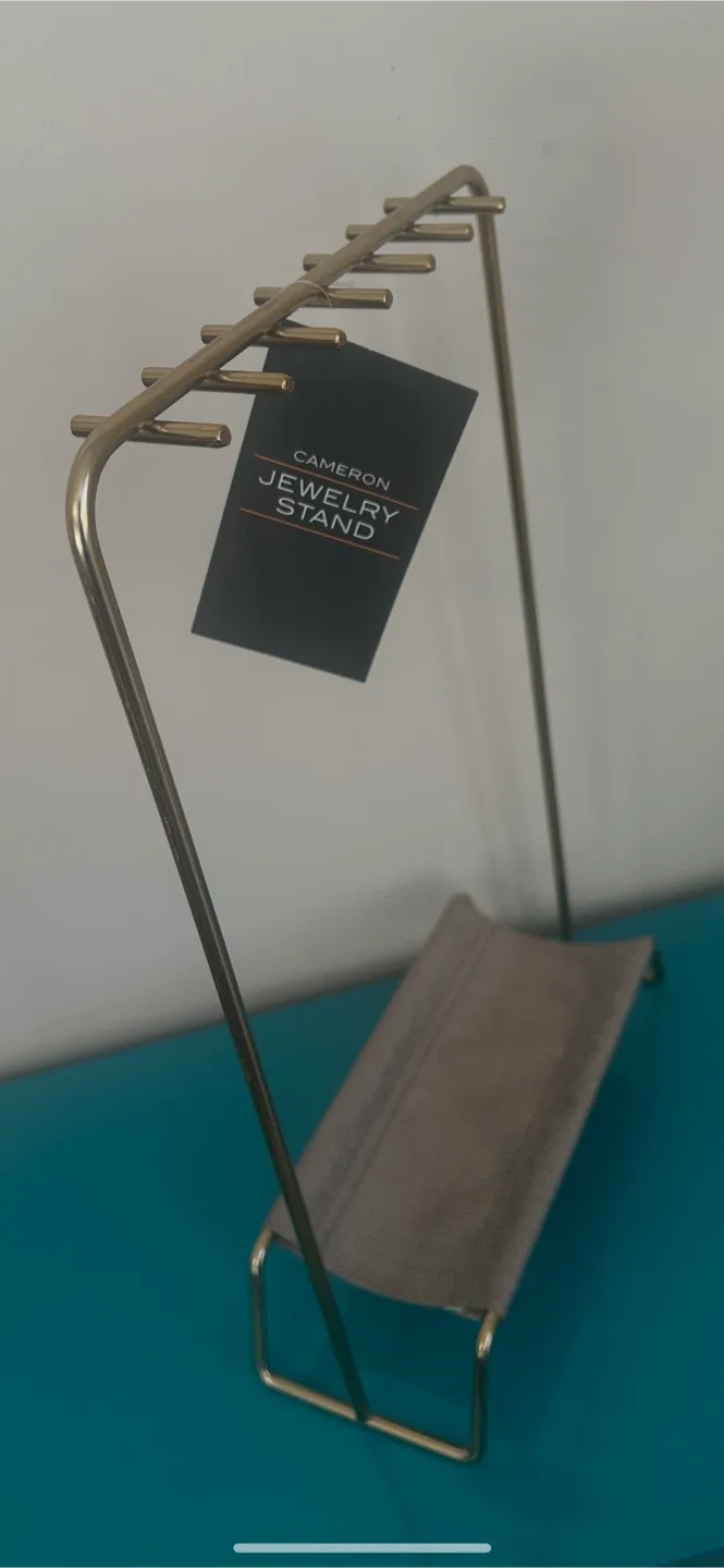 ✨NEW Jewelry Stand – Gold Frame with Fabric Tray image indicator(5)