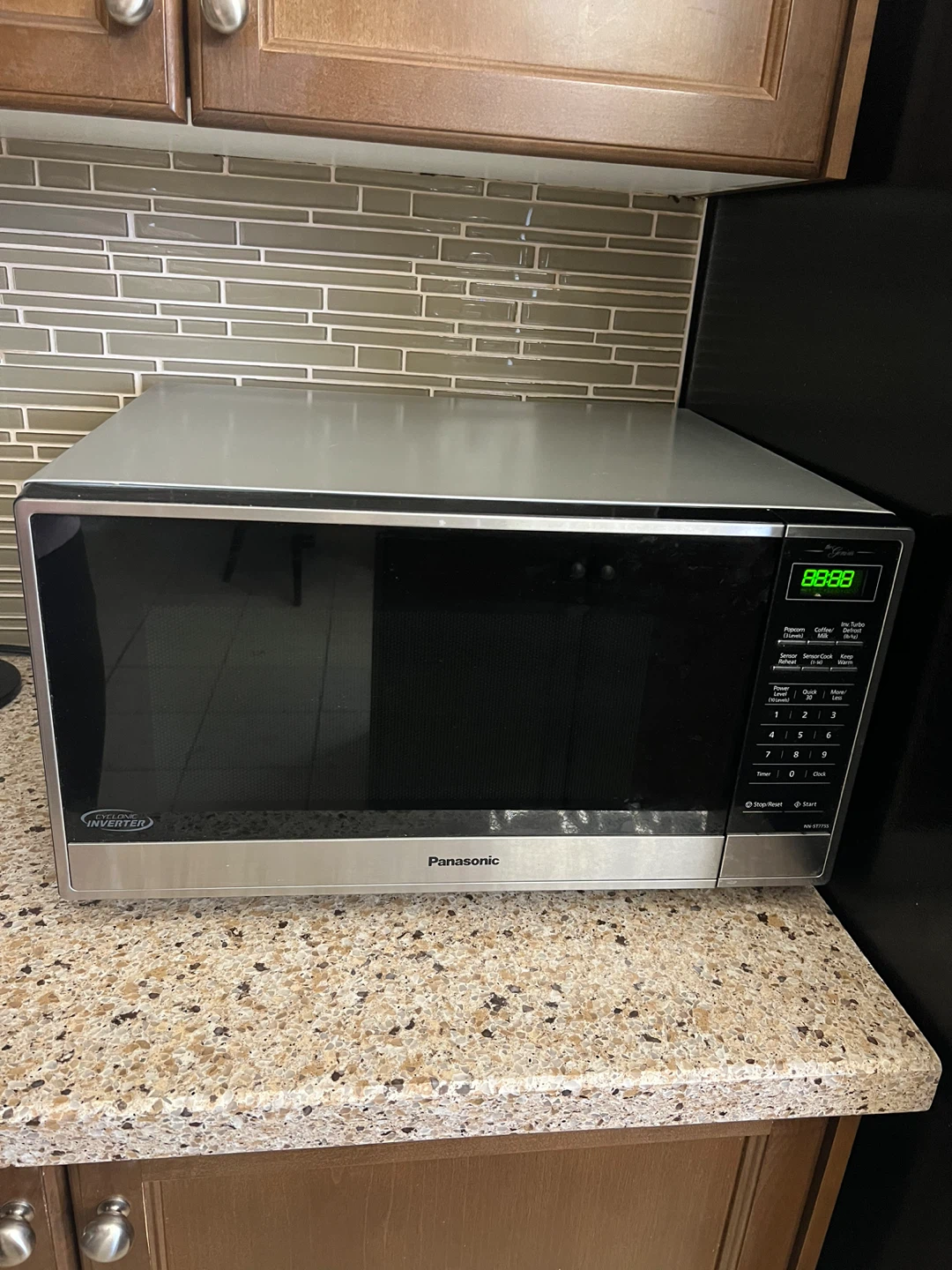 Panasonic The Genius Inverter Microwave Oven - photo 2