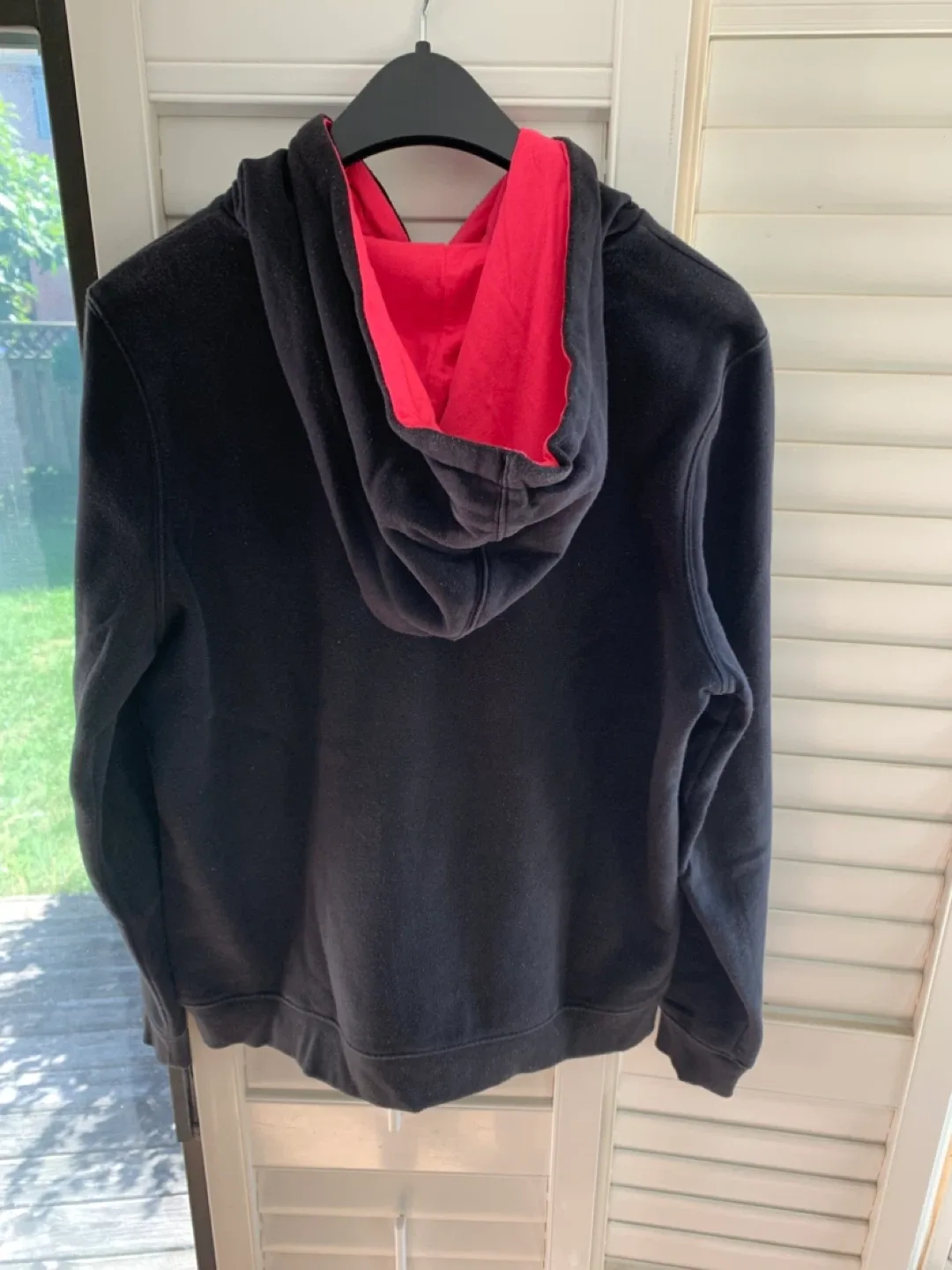 Ladies FILA Hooded Sweater (large) for $10 image indicator(2)