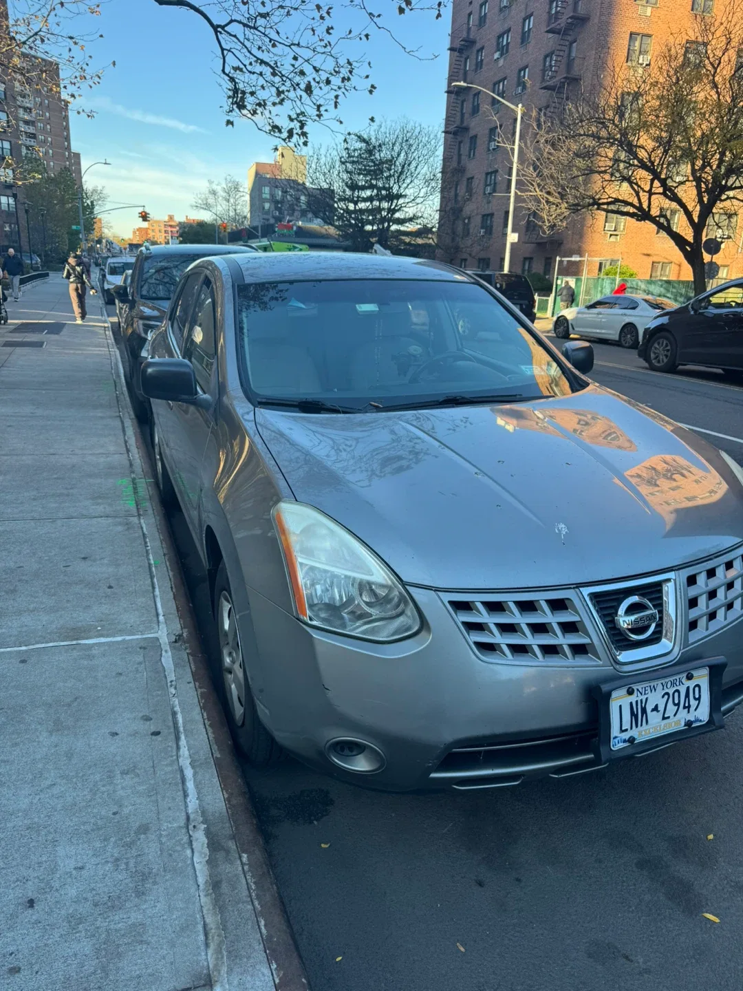 Gray Nissan Rogue S AWD image indicator(2)