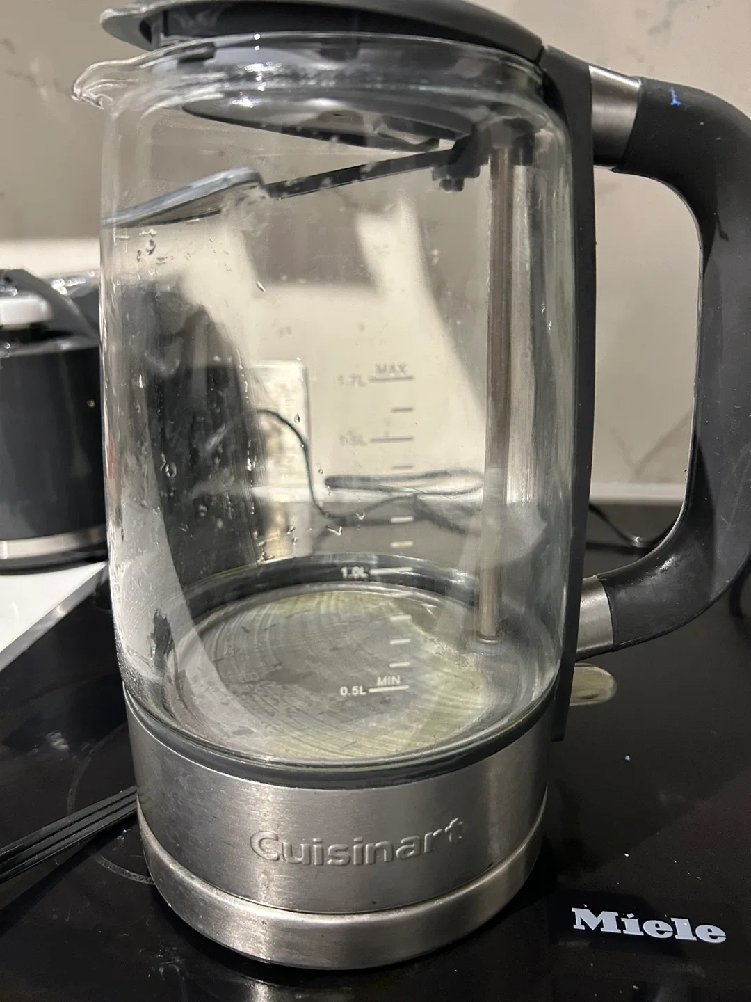 Cuisinart Electric Kettle image indicator(2)