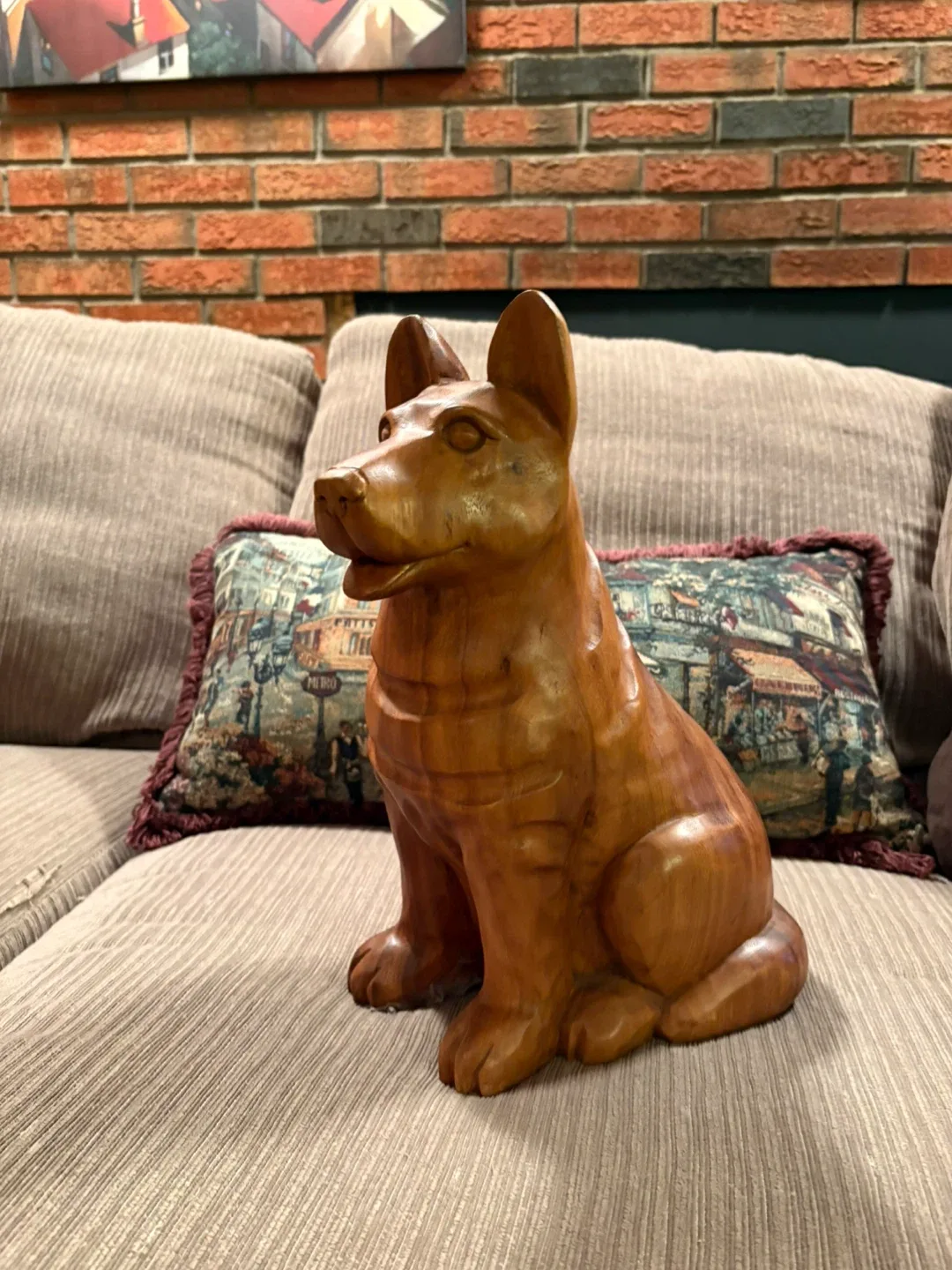 Wooden Dog Sculpture image indicator(2)