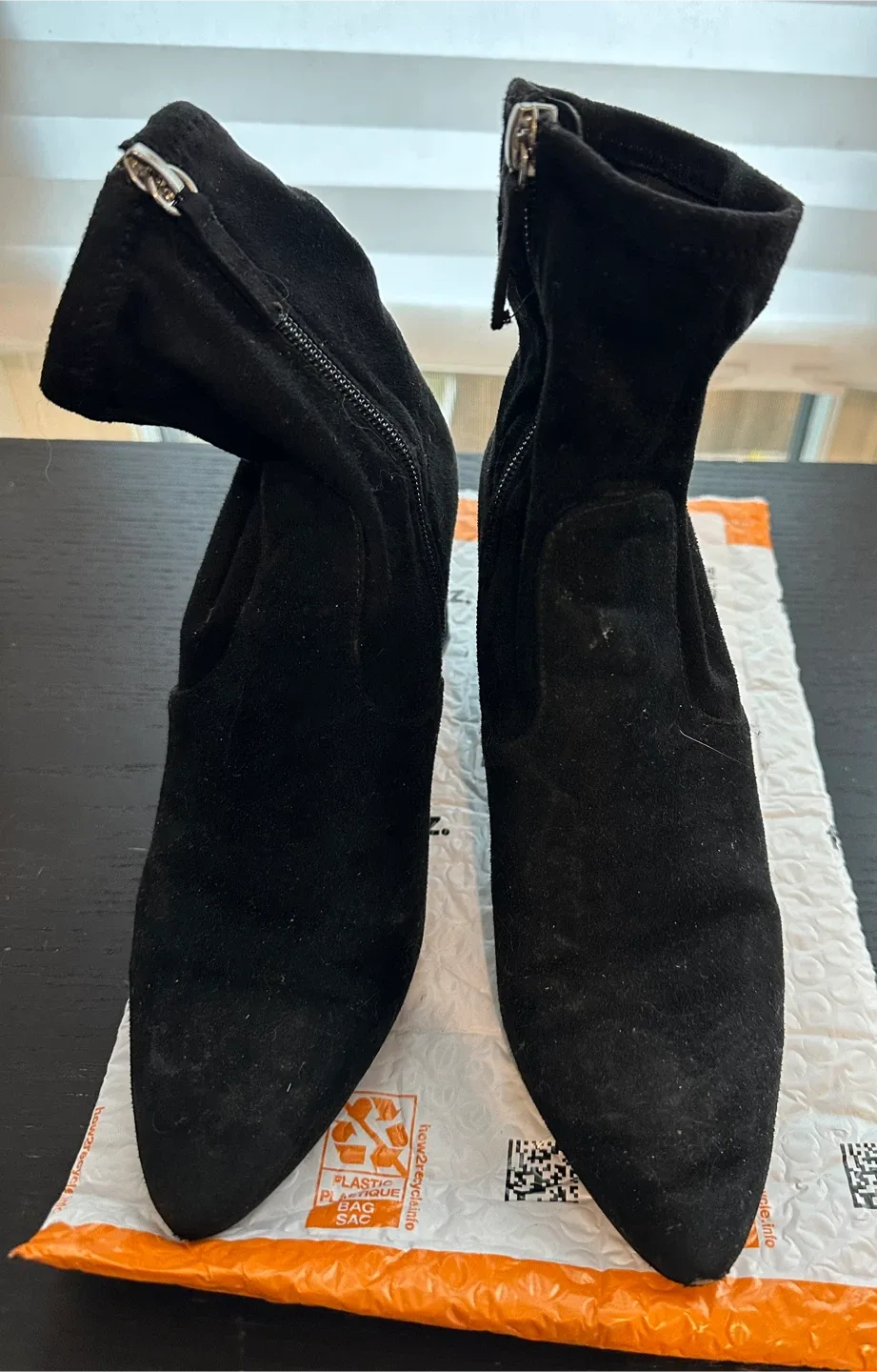 Steve Madden Elory Black Booties - Size 7M image indicator(2)