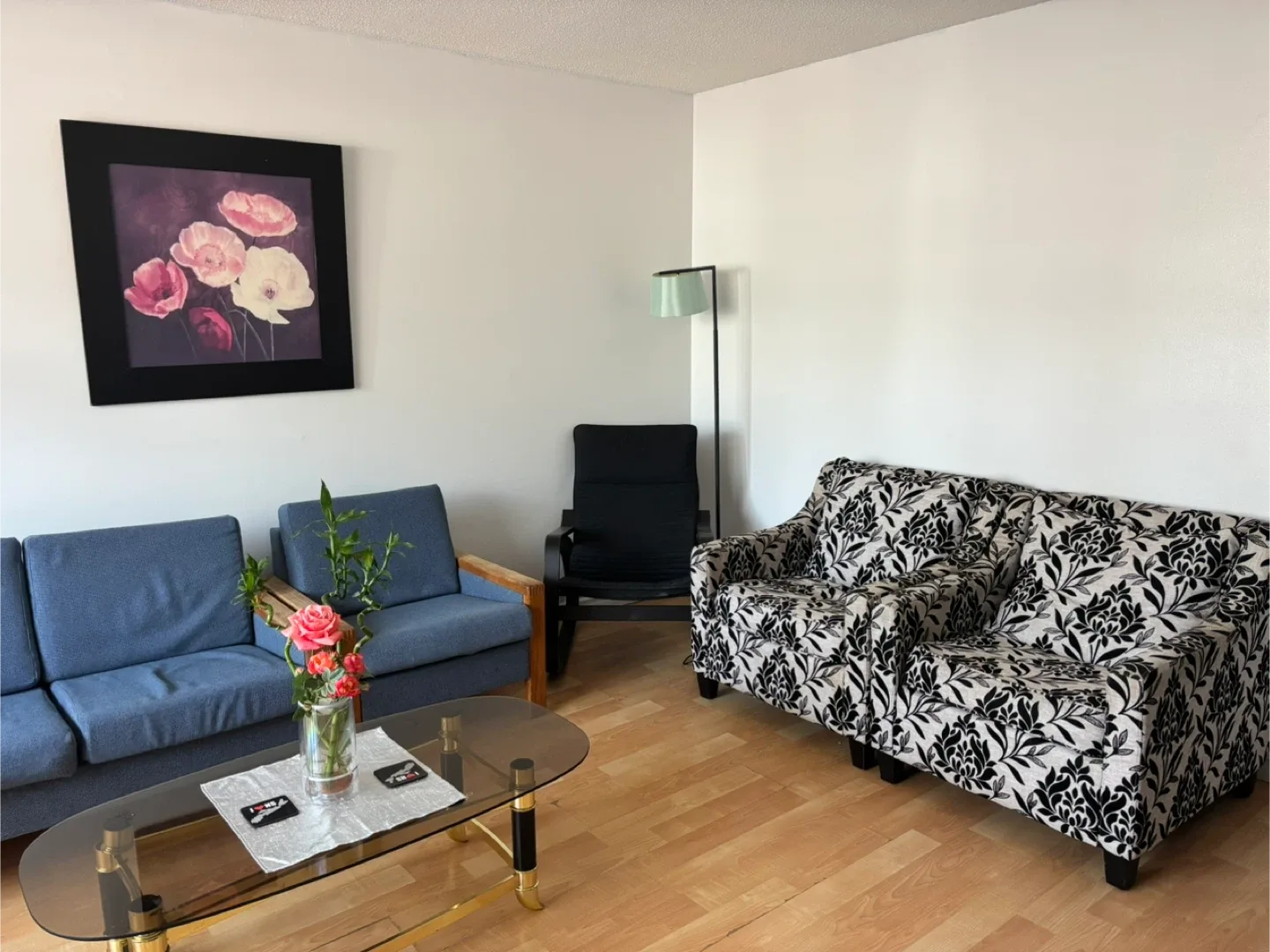 $600 One bedroom for rent image indicator(4)