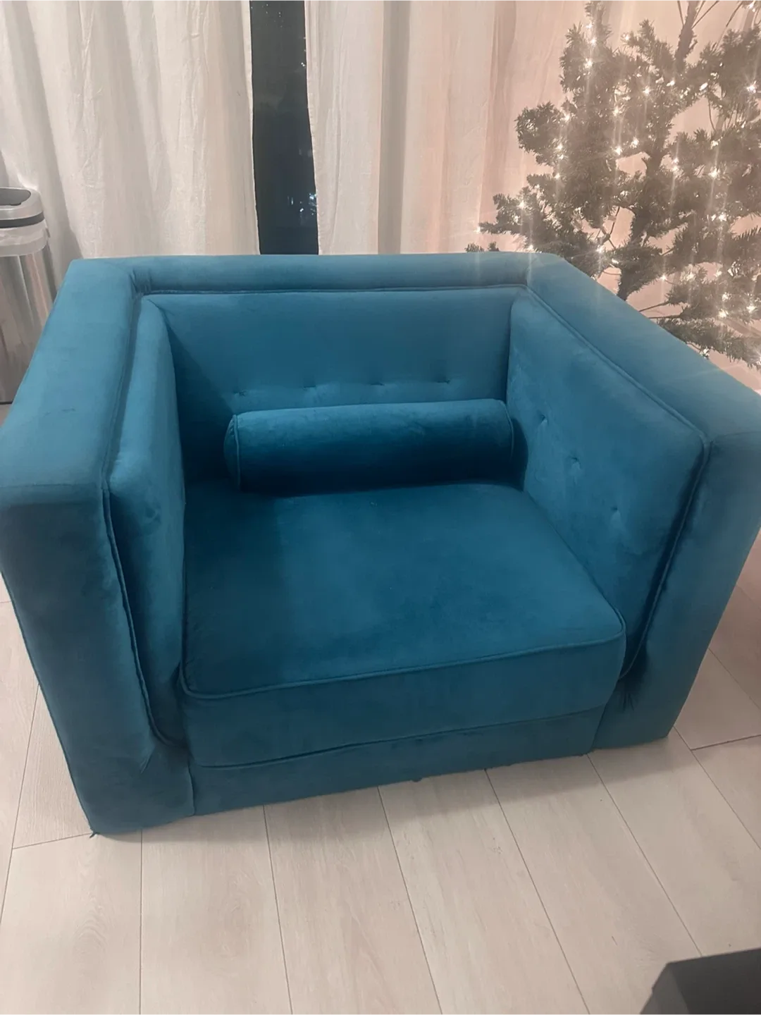 Single Sofa / Armchair - Moving Out Sale