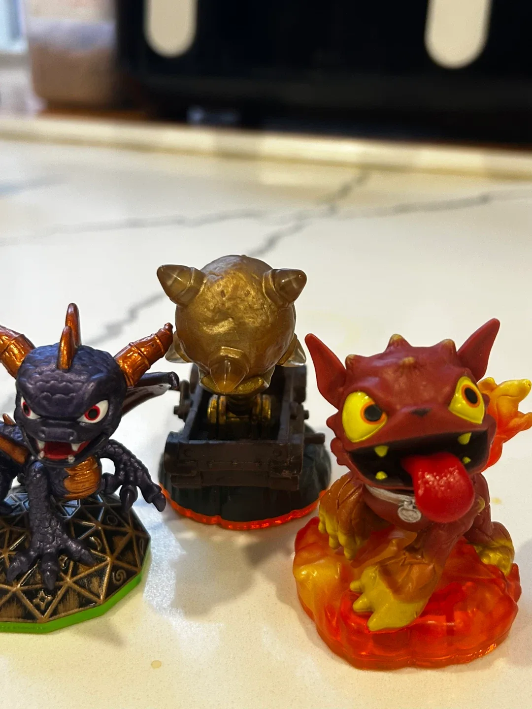 Skylanders Figures Lot image indicator(6)
