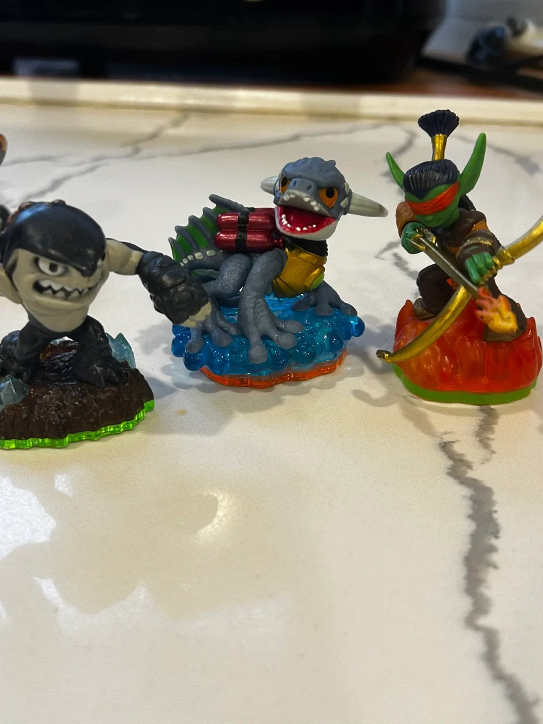 Skylanders Figures Lot image indicator(4)
