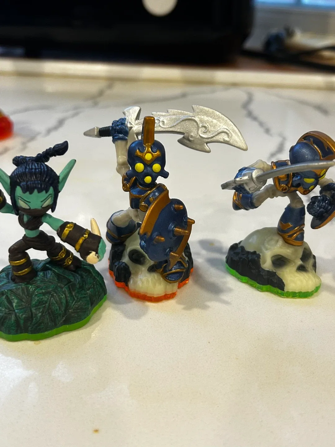Skylanders Figures Lot image indicator(3)
