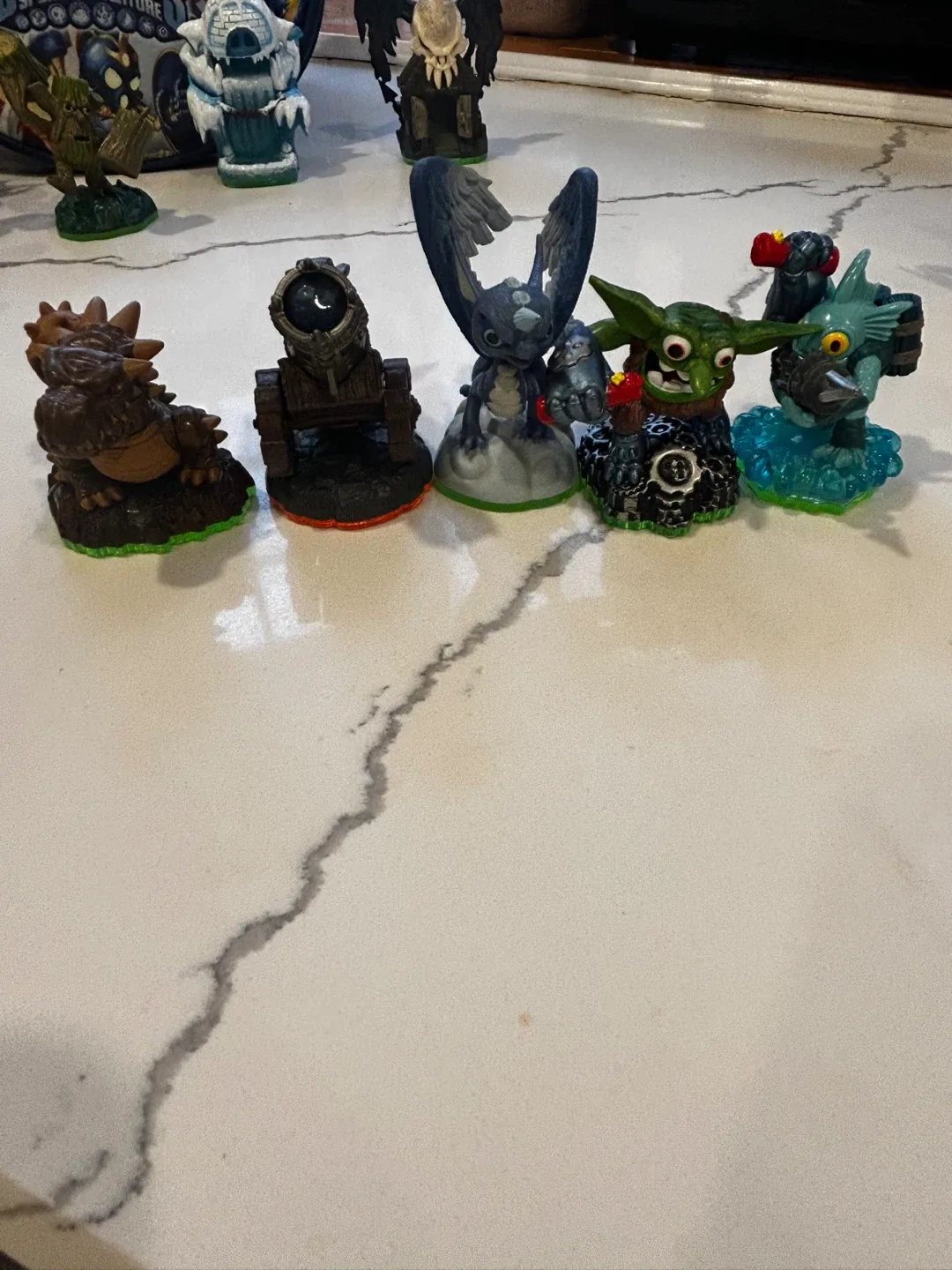Skylanders Figures Lot image indicator(8)