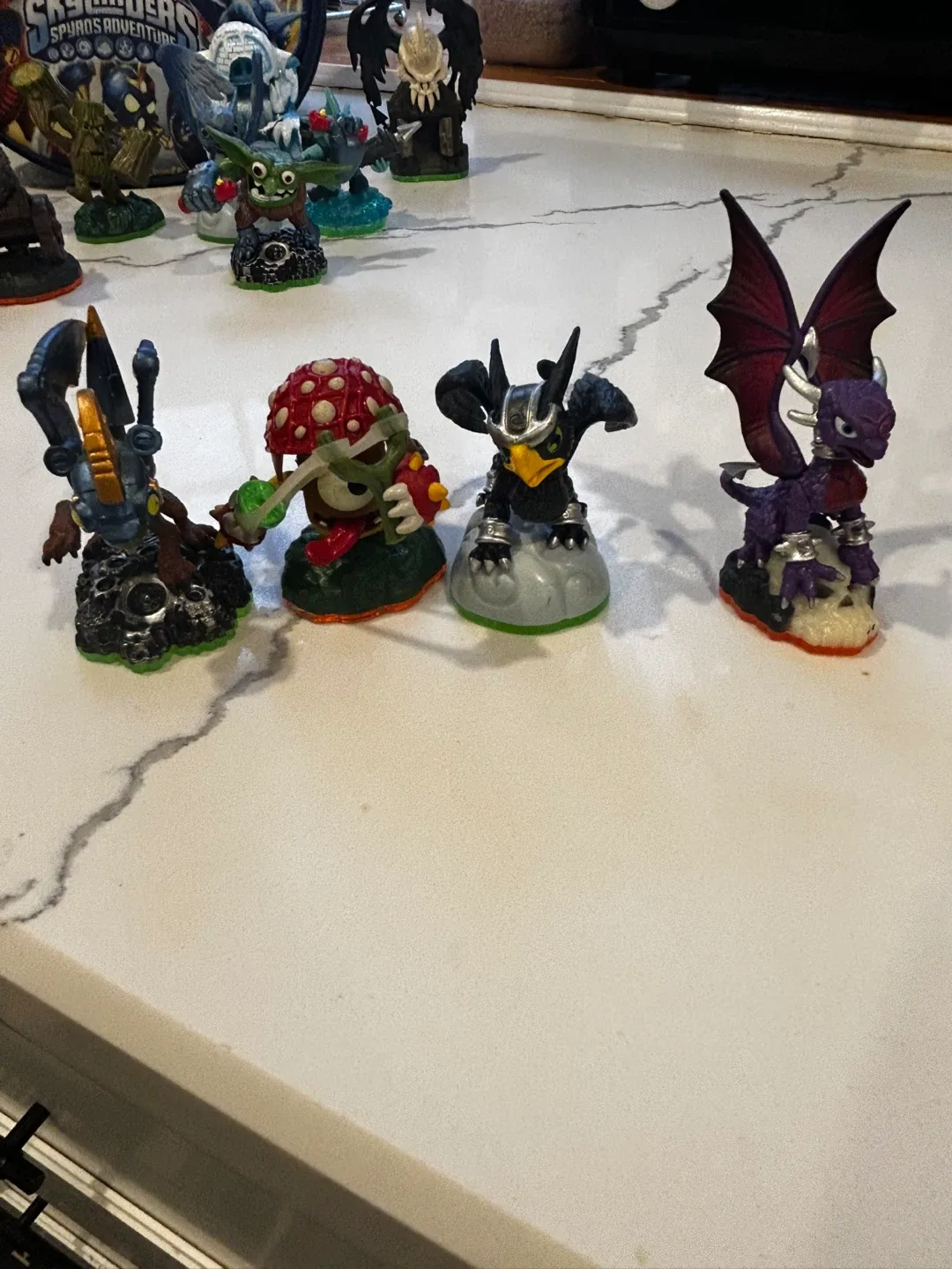 Skylanders Figures Lot image indicator(7)