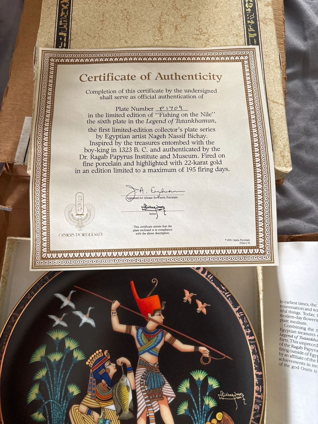 Osiris Porcelain 'Fishing on the Nile' Plate - photo 3