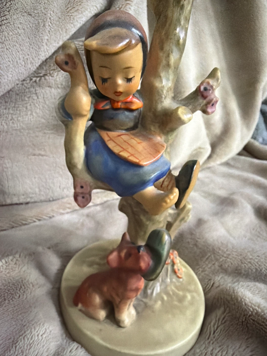 Vintage Goebel Hummel Figurine 55/B - photo 2