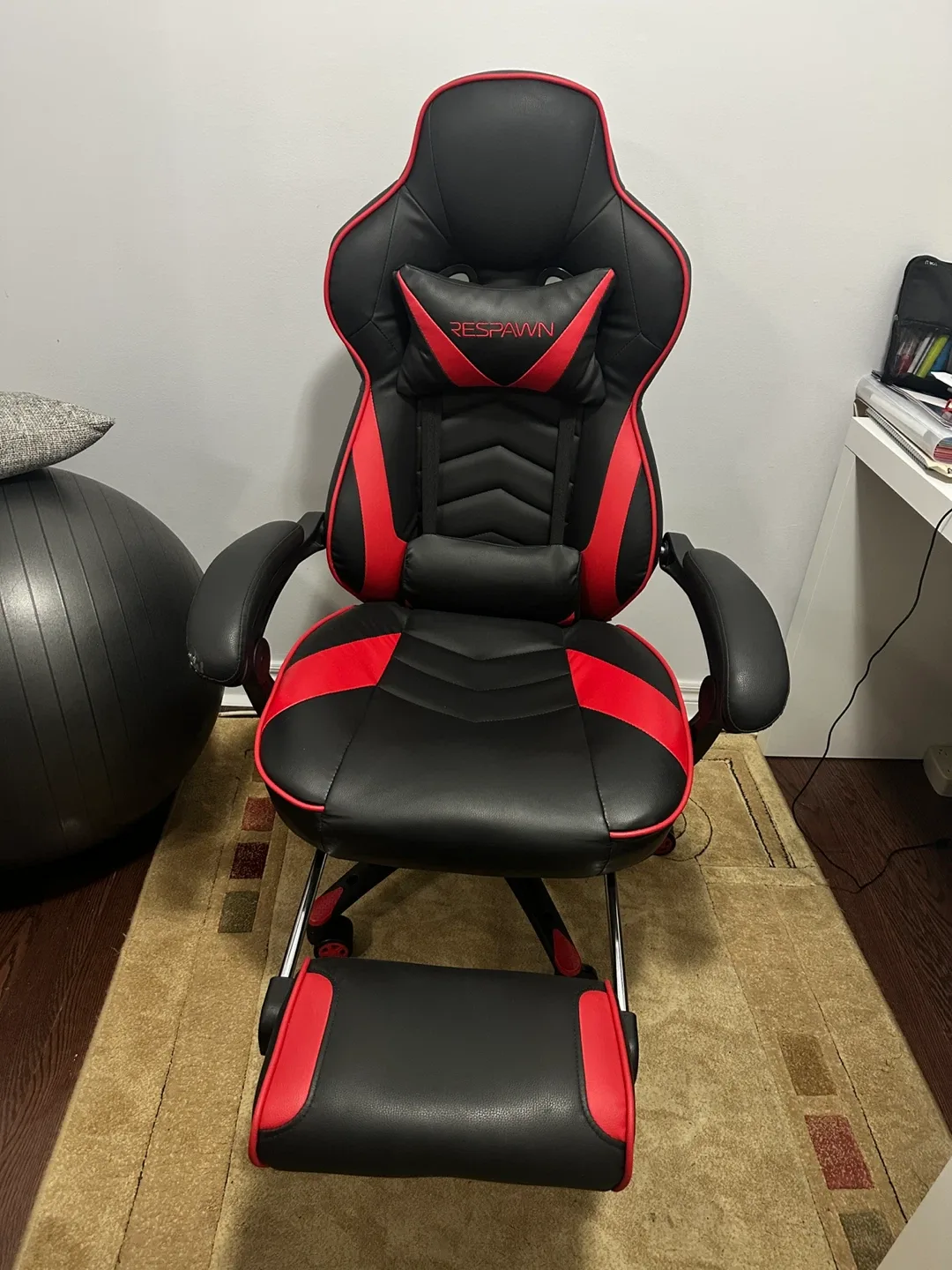 Respawn 110 Pro Red Gaming Chair image indicator(3)