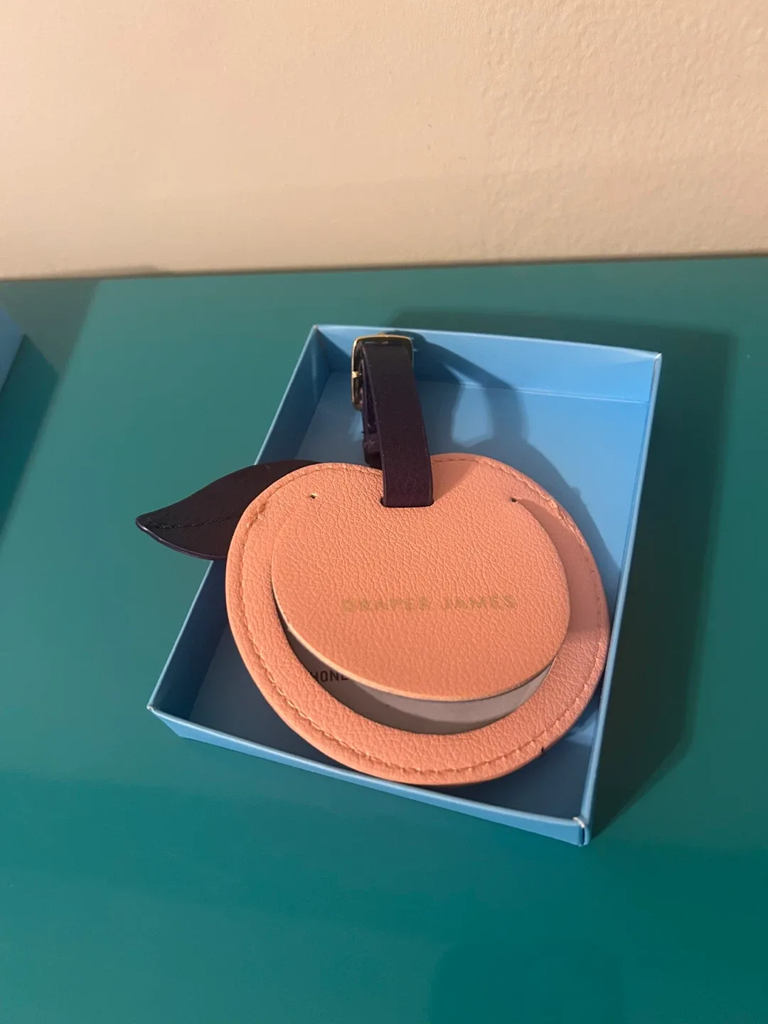 🍑 NEW Draper James “Pretty As A Peach” Gift Set image indicator(7)