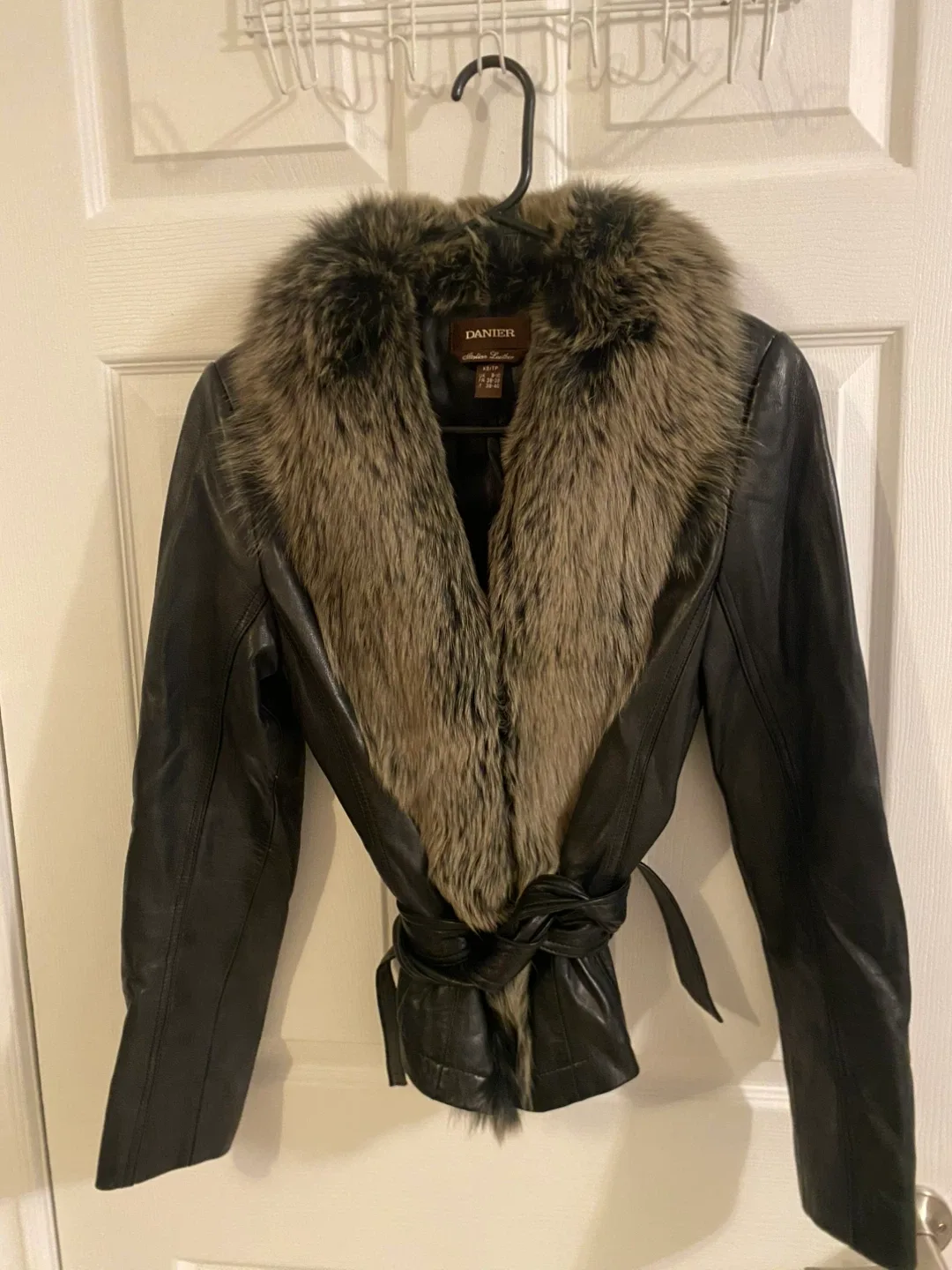 Danier Italian Leather Jacket XS image indicator(2)