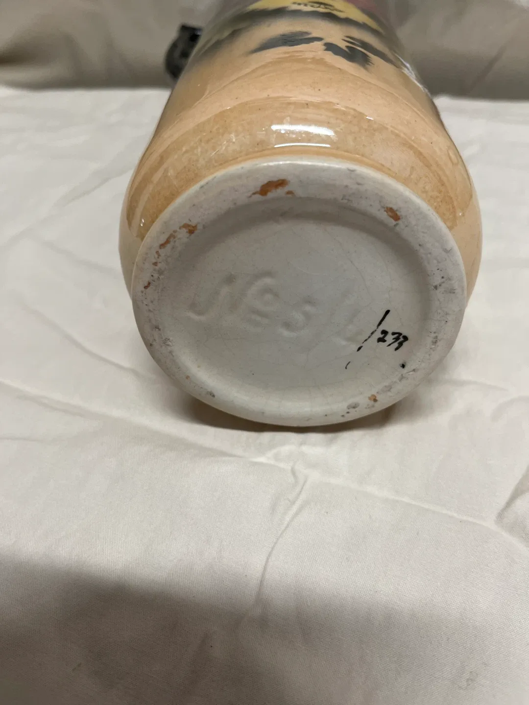 Vintage Floral Vase with Handles image indicator(2)