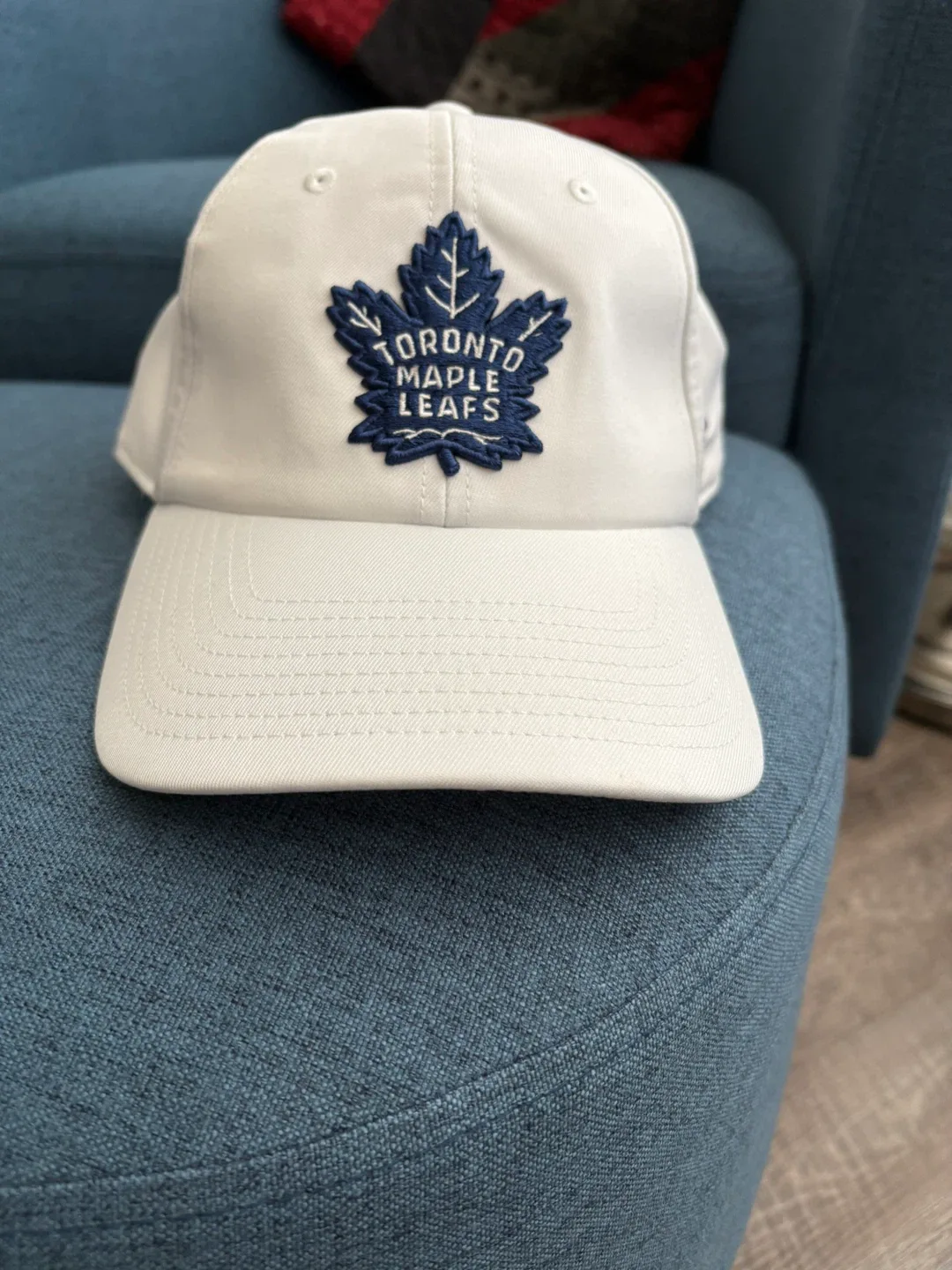 Toronto Maple Leafs Fanatics White Cap image indicator(3)