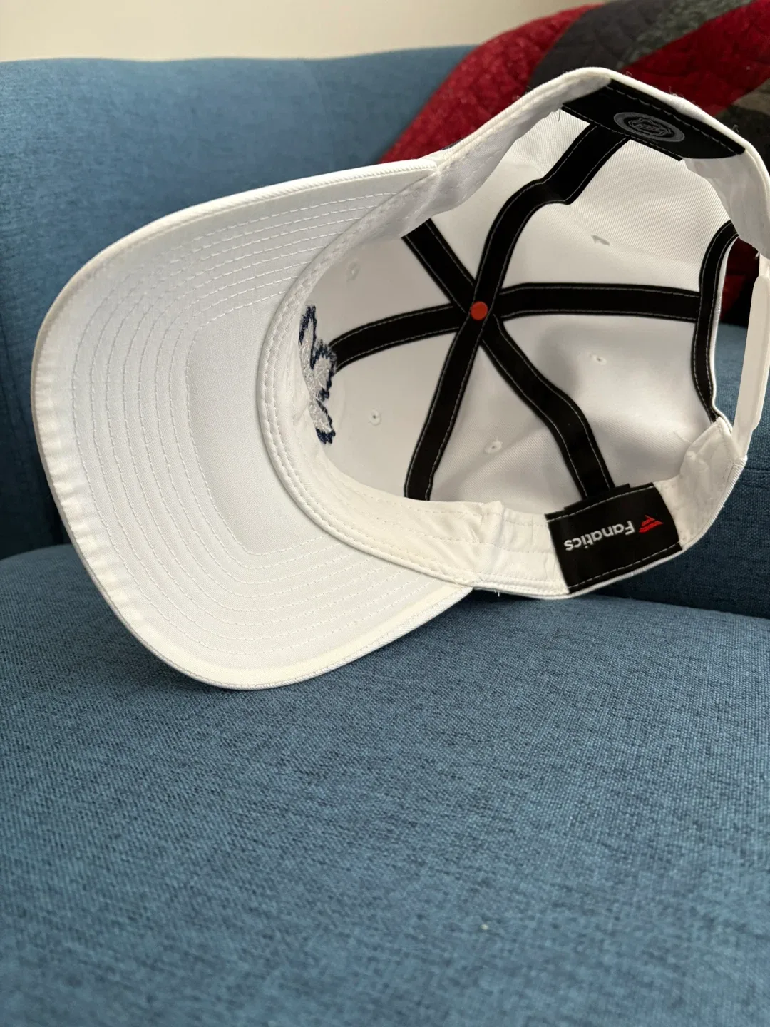 Toronto Maple Leafs Fanatics White Cap image indicator(5)