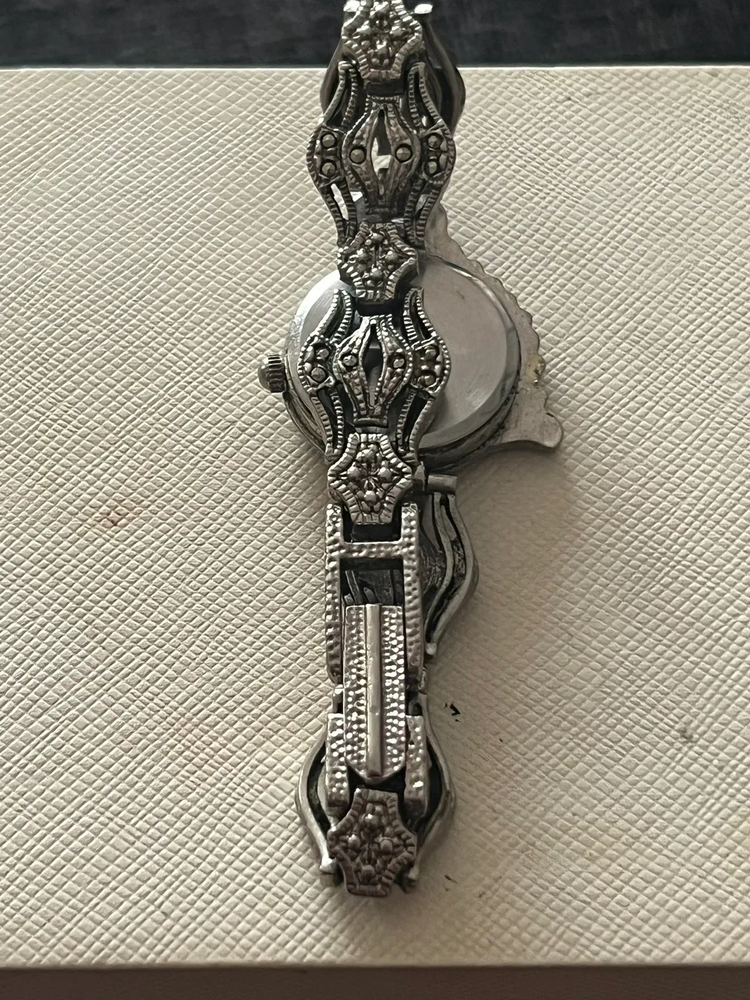 Pierre Nicol Quartz Watch image indicator(3)