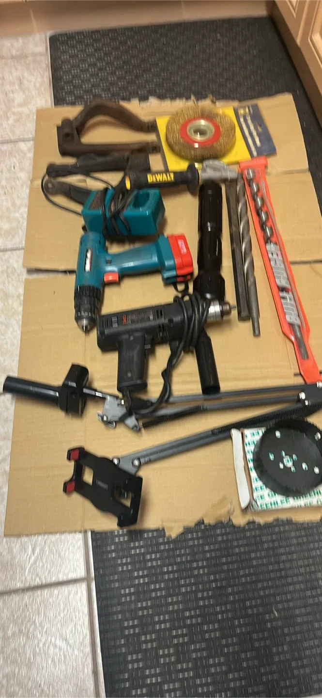 Drill & Assorted Tools image indicator(4)