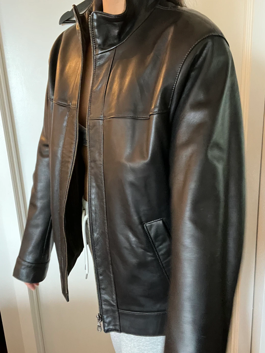 Danier Black Leather Jacket - Size L - photo 4
