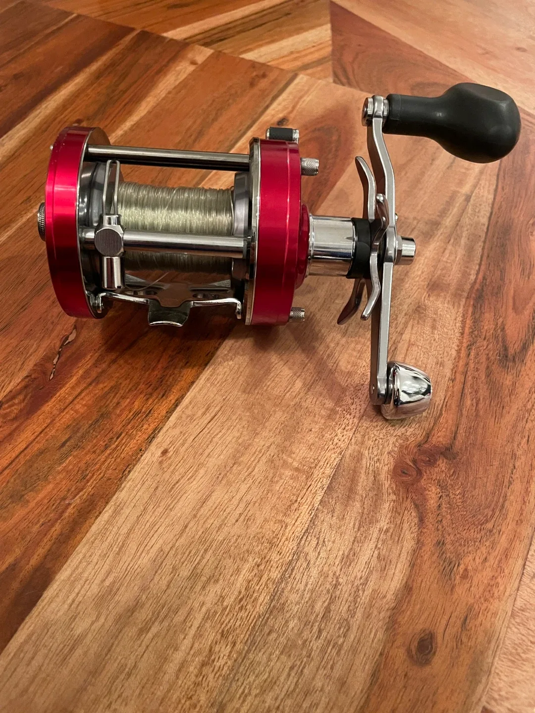 Abu Garcia C-7001 baitcaster image indicator(8)