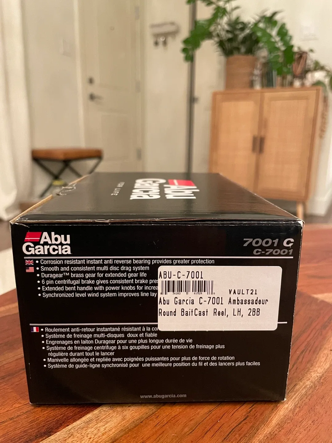 Abu Garcia C-7001 baitcaster image indicator(2)