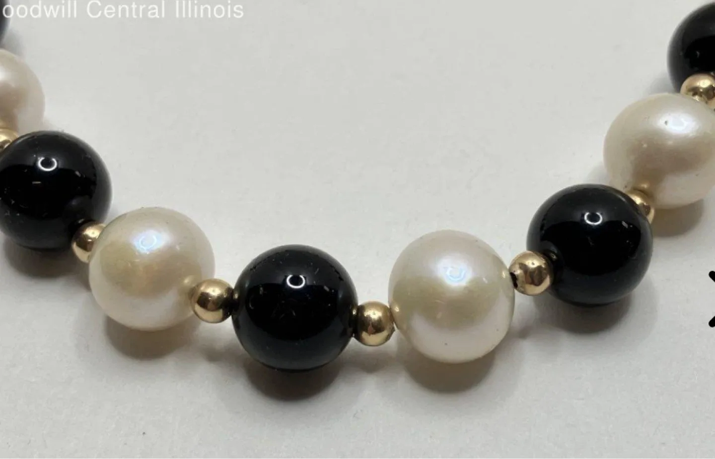 Pearl and Black Onyx Beaded Necklace image indicator(3)