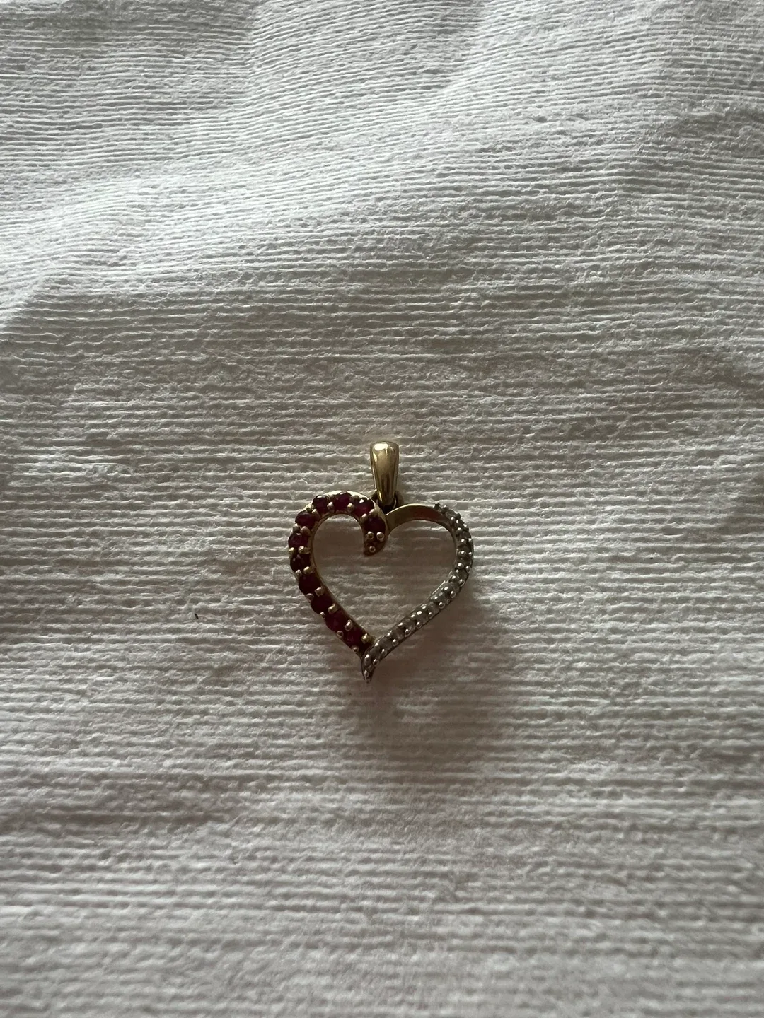 Heart Pendant with Rubies and Diamonds image indicator(2)