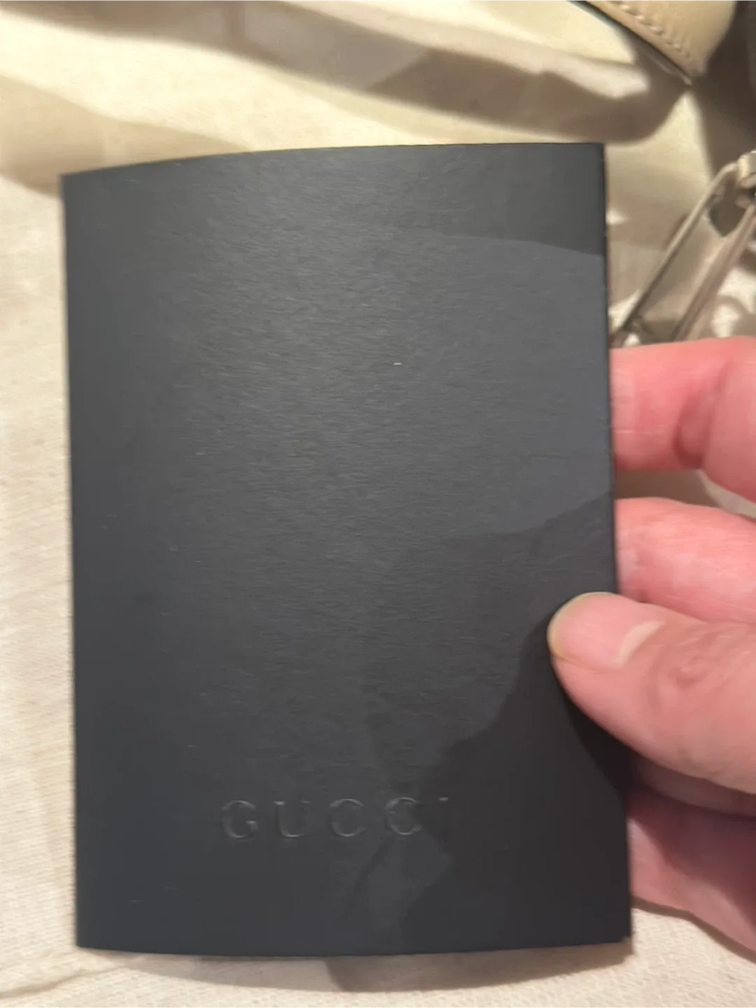 Authentic New Gucci Crossbody Bag Unisex Grey and Cream image indicator(5)