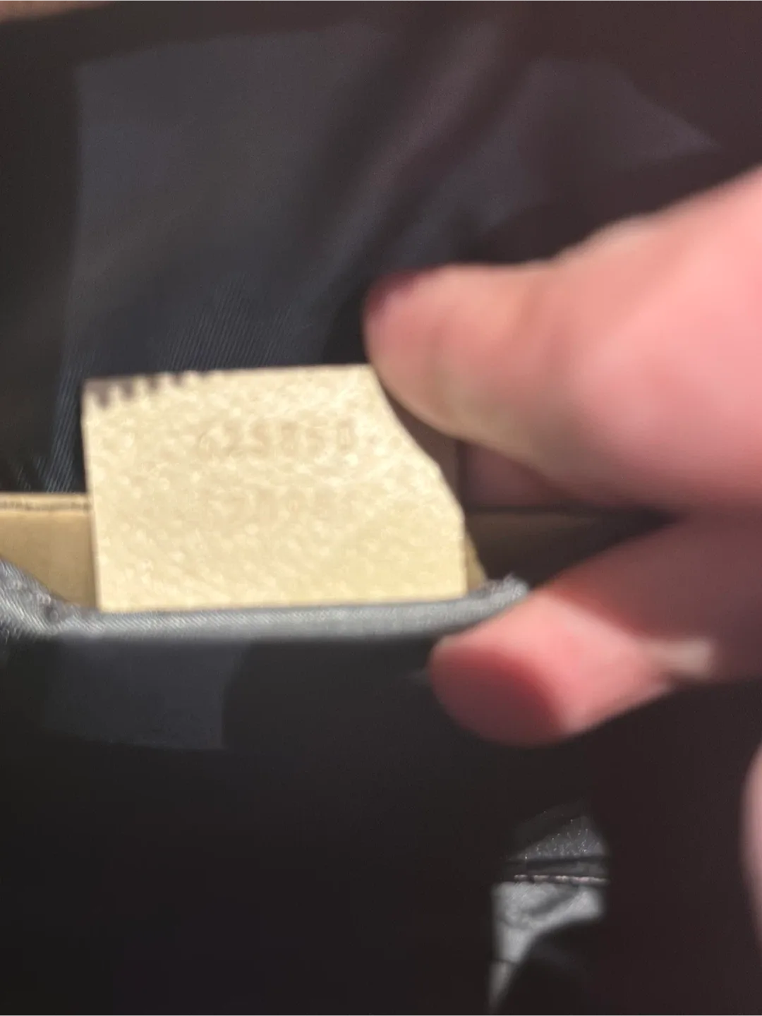 Authentic New Gucci Crossbody Bag Unisex Grey and Cream image indicator(9)