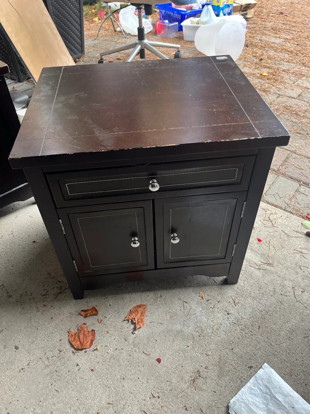 moving sale -beds and furniture image indicator(6)