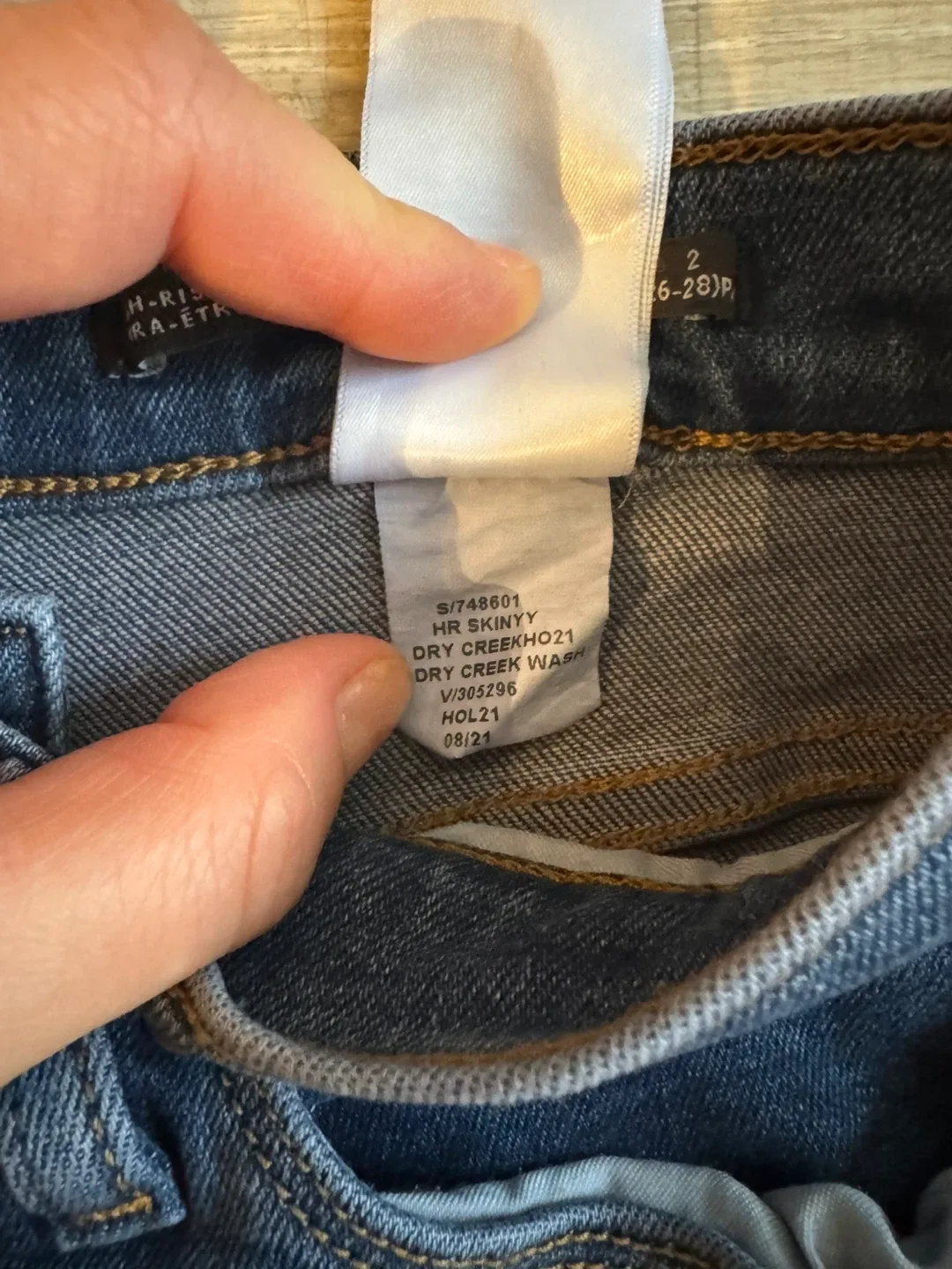 Banana Republic HR Skinny stretch Jeans Size 26-28 image indicator(4)