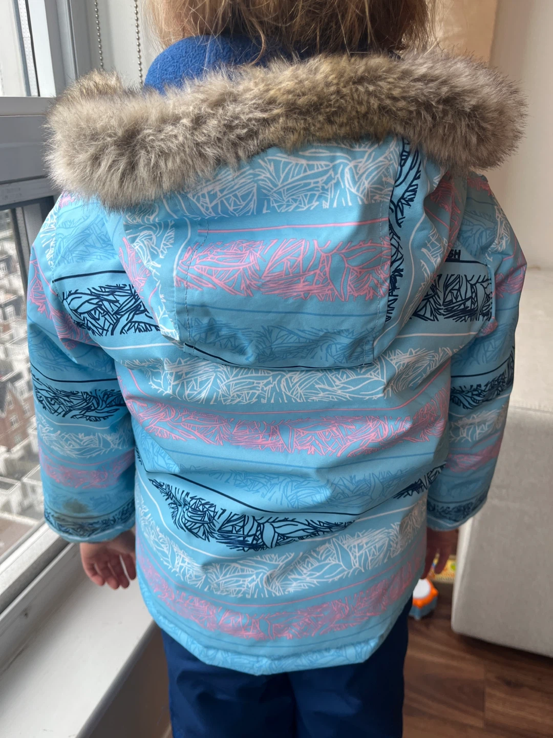 OshKosh B'gosh Snow Suit & Jacket - Size 4T - photo 4