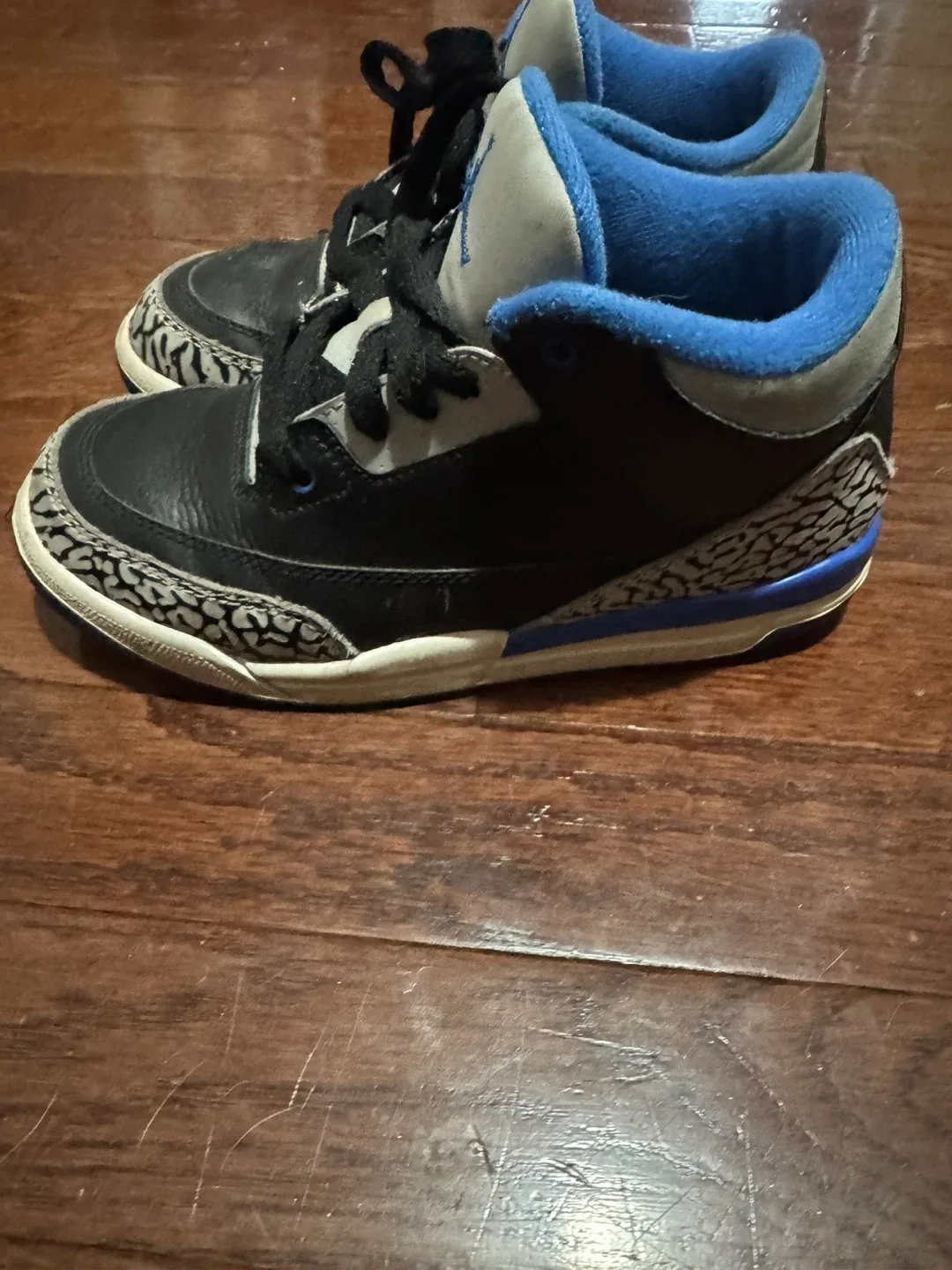 Air Jordan 3 Retro Sport Blue (size 2) image indicator(2)