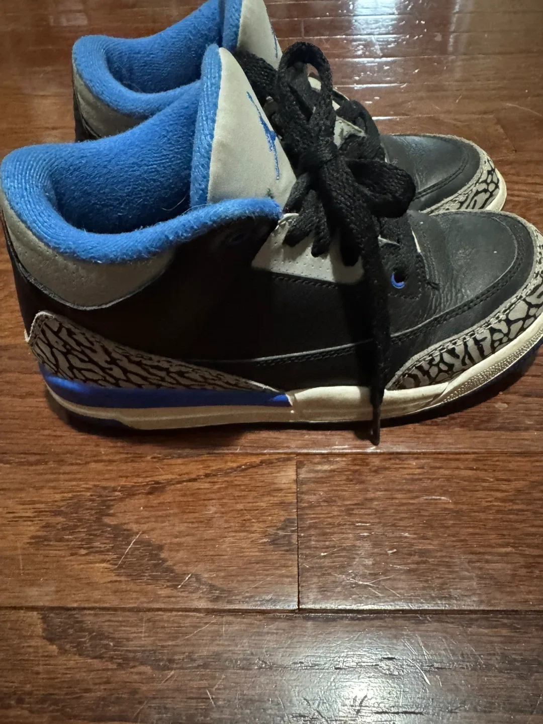 Air Jordan 3 Retro Sport Blue (size 2) image indicator(4)