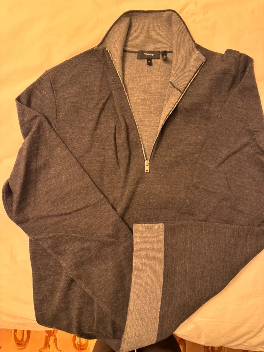 Theory Men's XL Gray Pullover image indicator(2)