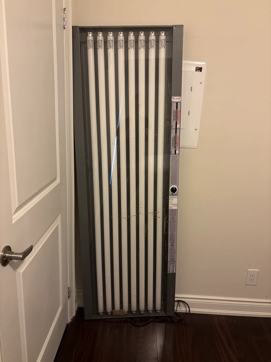 SunSplash VHO Tanning Panel – Working