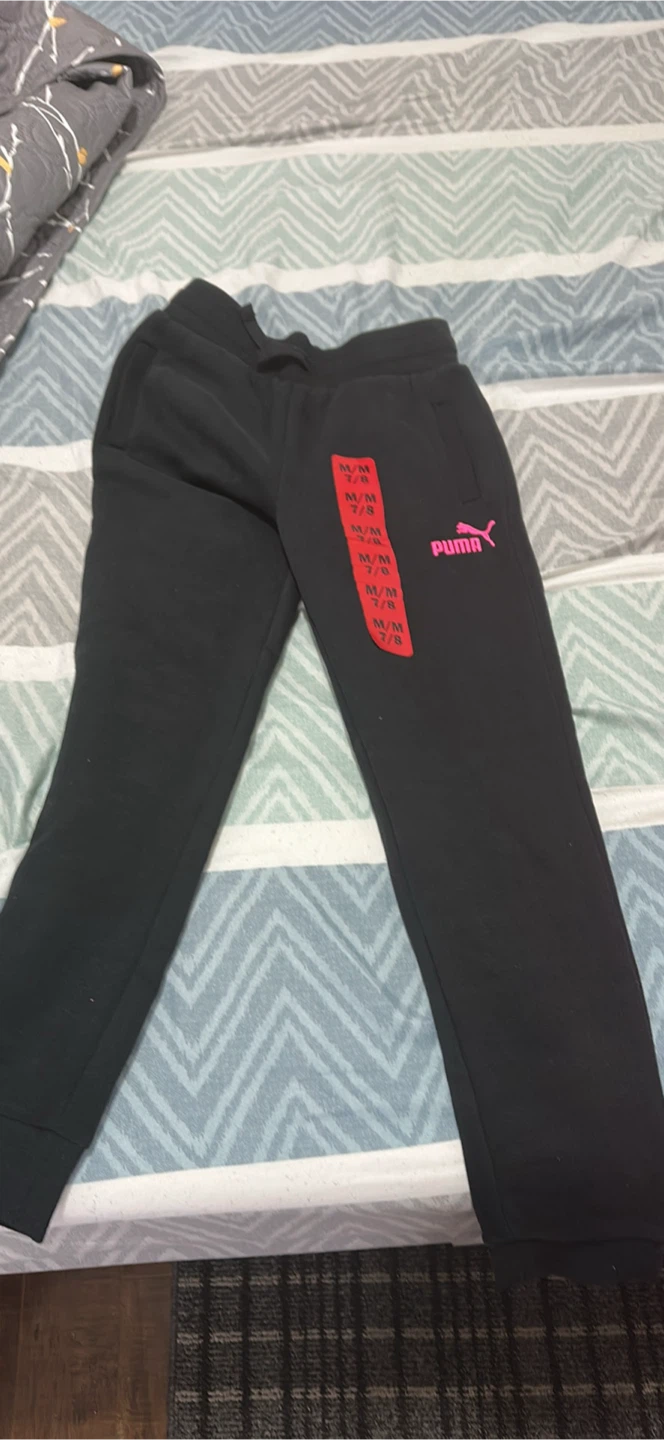 New Puma Kids' Joggers - Size M (7/8) - photo 3