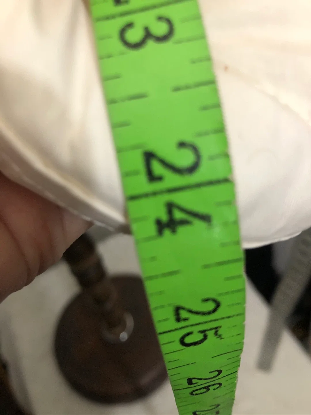 Women’s White Puffer Vest. Size XL. image indicator(4)