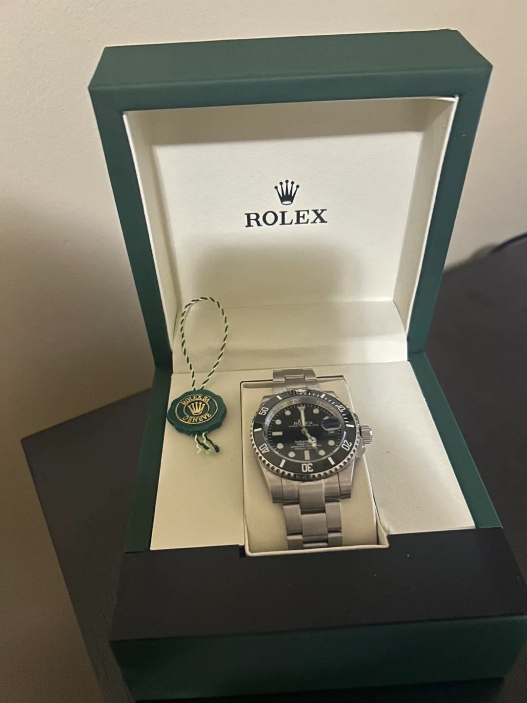 Rolex Submariner Watch image indicator(2)