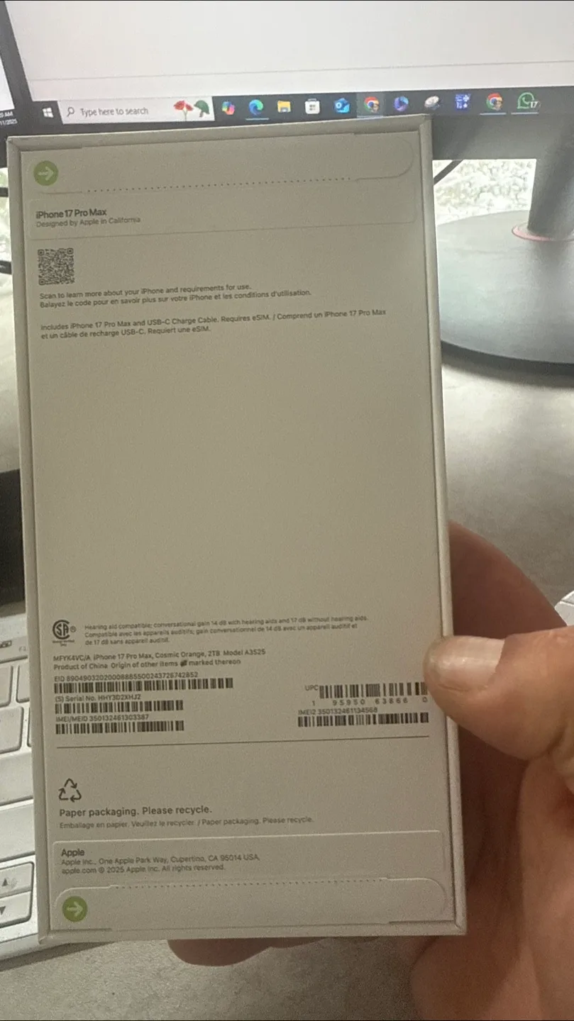 New iPhone 17 Pro Max 2TB Cosmic Orange image indicator(3)