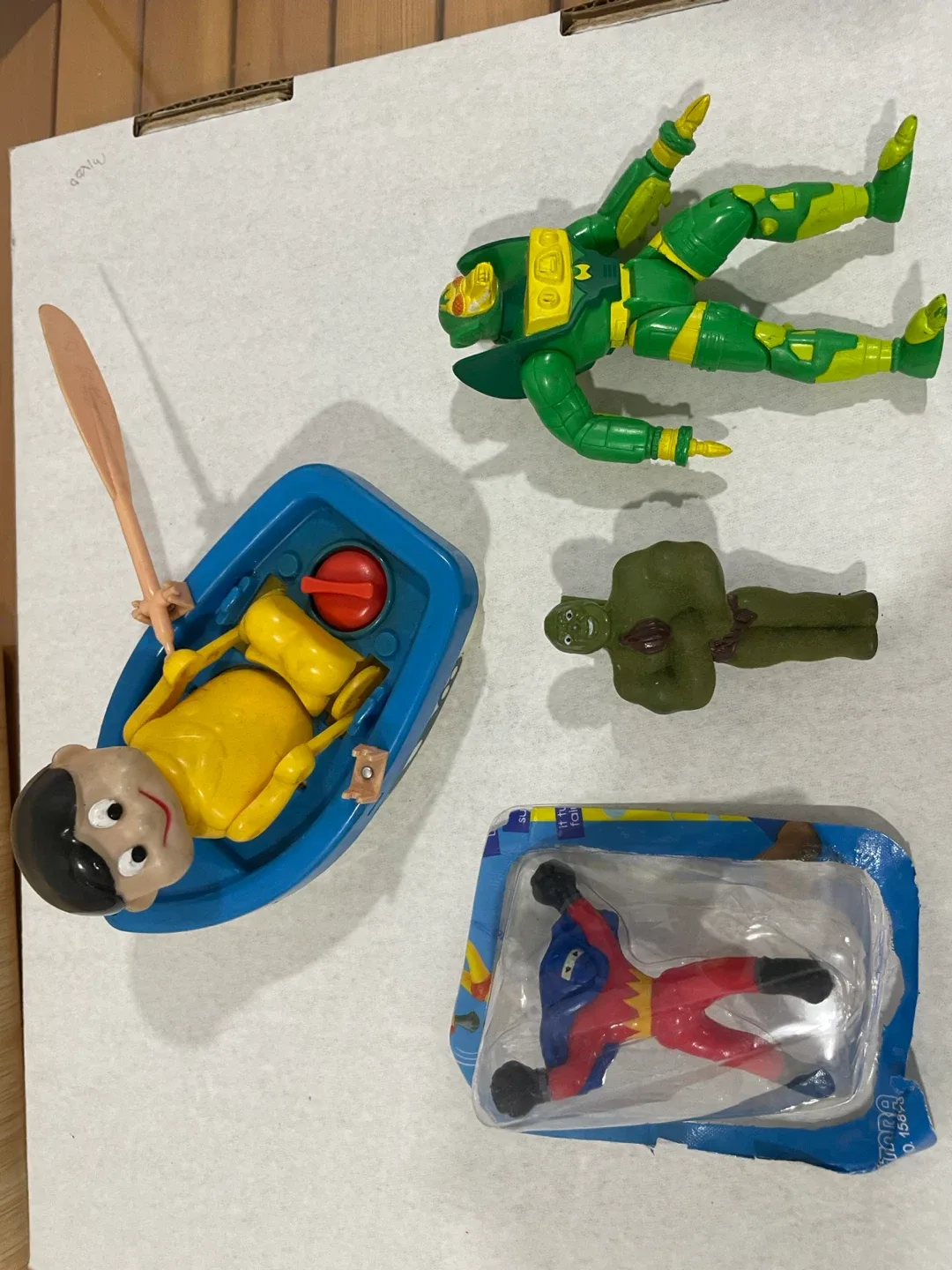 Vintage Looney Tunes Cups, Funko Pop Balrog, Toys image indicator(6)