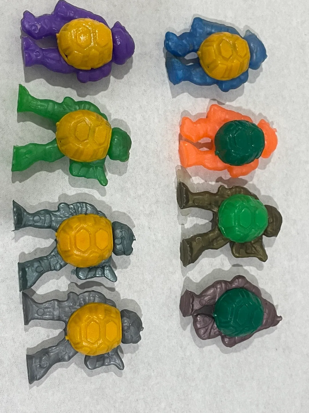 Vintage Looney Tunes Cups, Funko Pop Balrog, Toys image indicator(7)