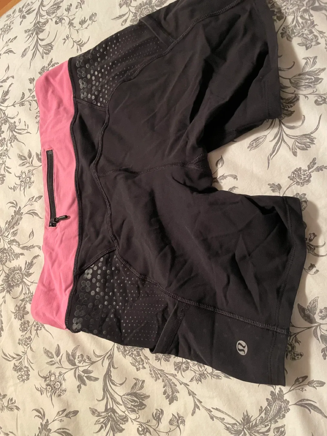 Lululemon Running Shorts - Size 8 image indicator(2)